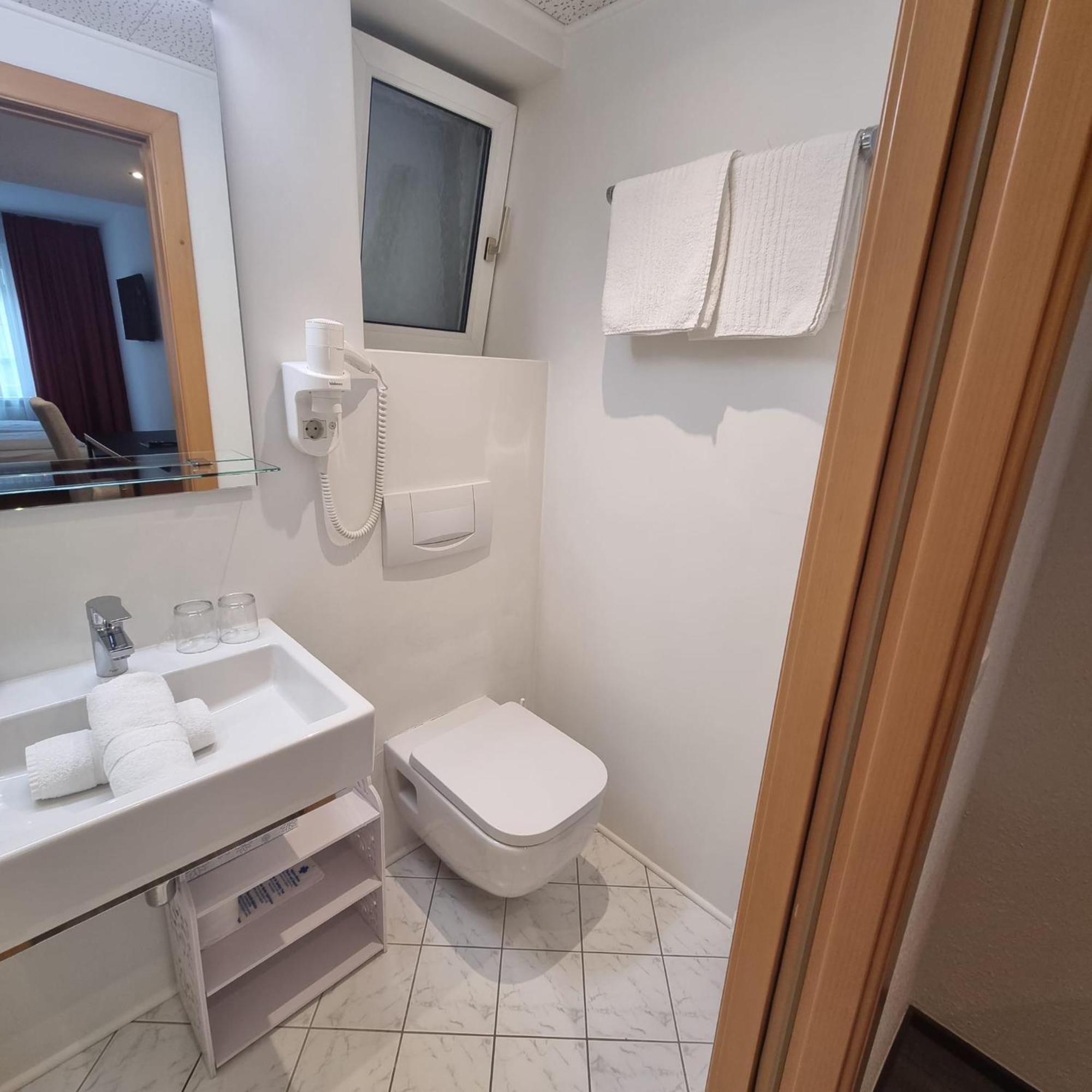 Hotel Central Bregenz Ngoại thất bức ảnh