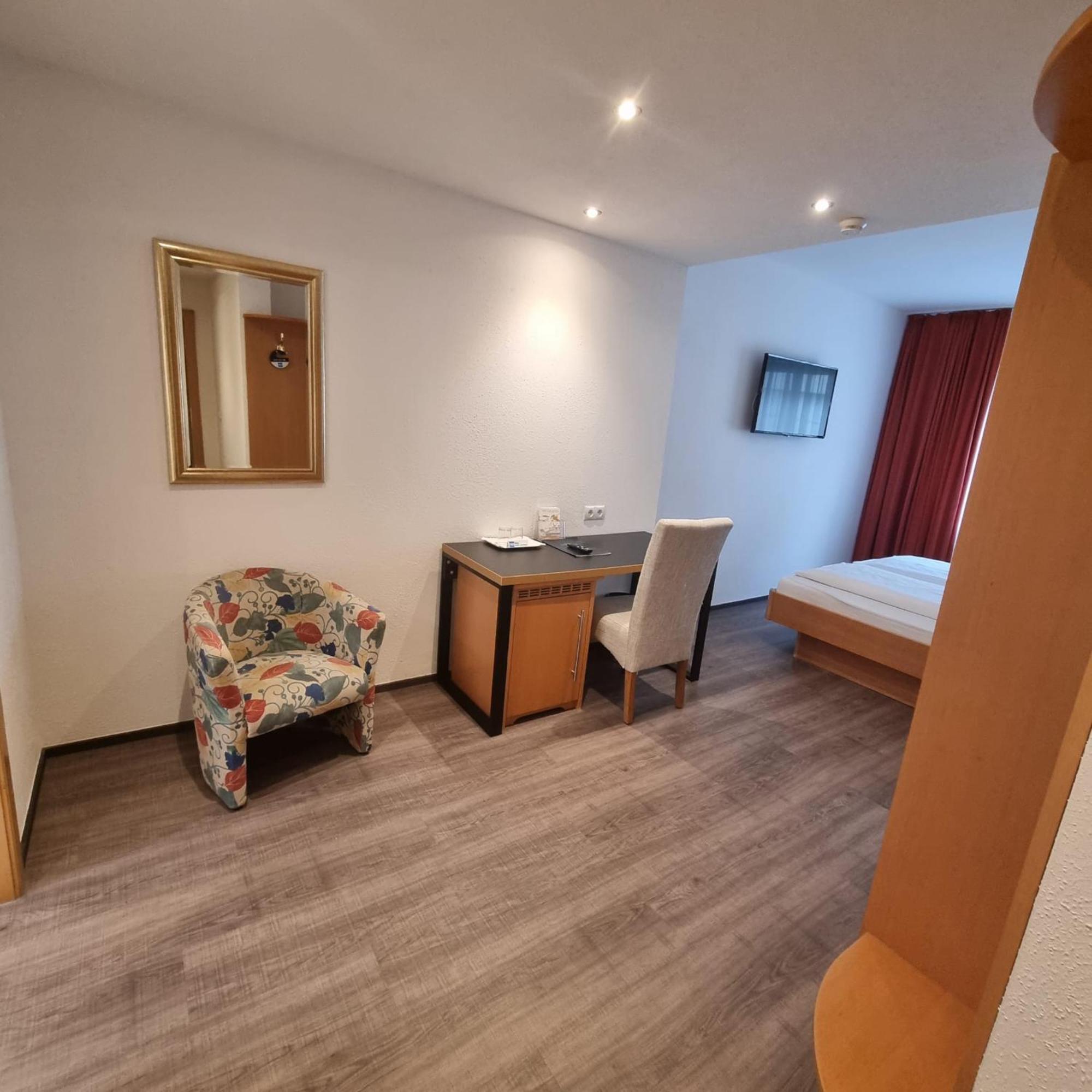 Hotel Central Bregenz Ngoại thất bức ảnh