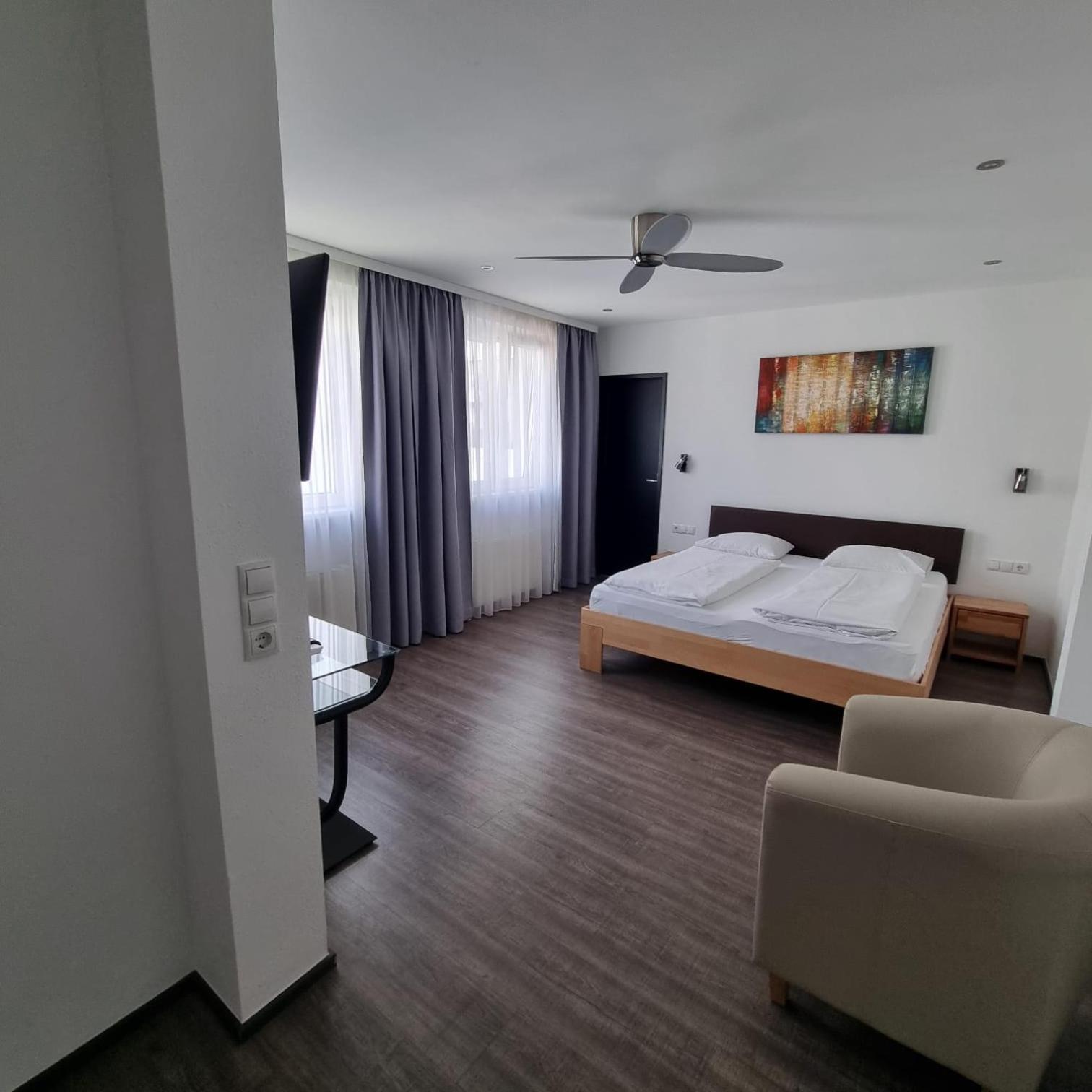 Hotel Central Bregenz Ngoại thất bức ảnh