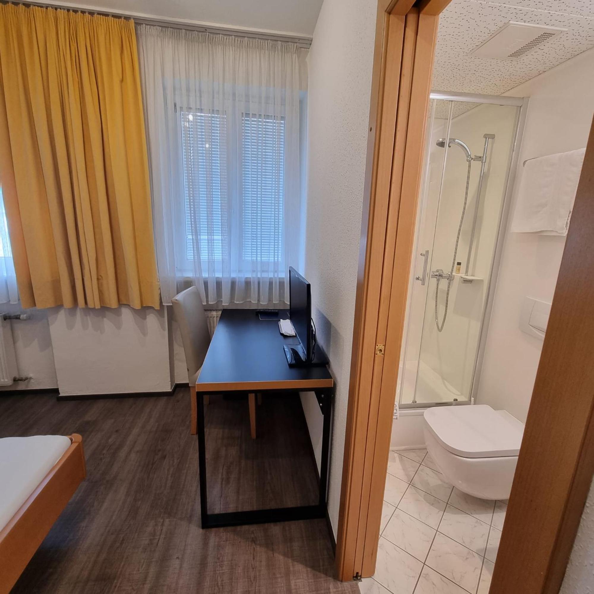 Hotel Central Bregenz Ngoại thất bức ảnh